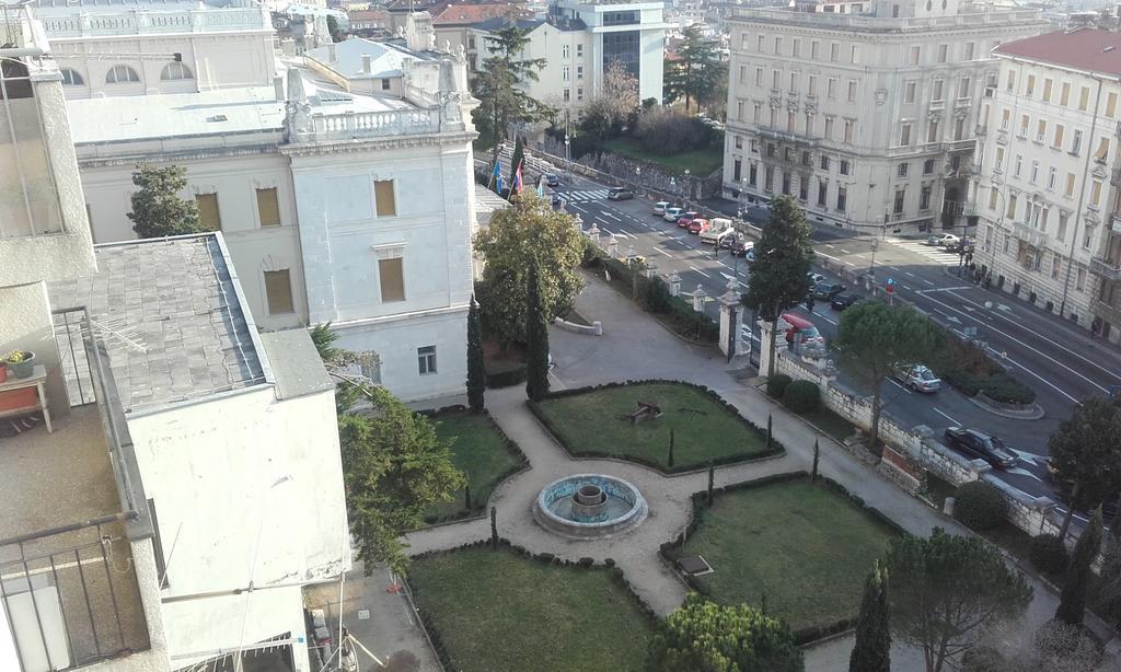 Apartment Moni Rijeka Exteriör bild